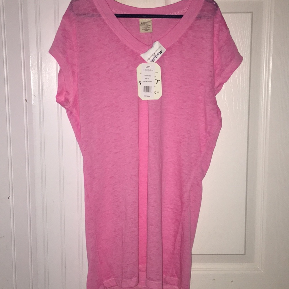 Pink t shirt